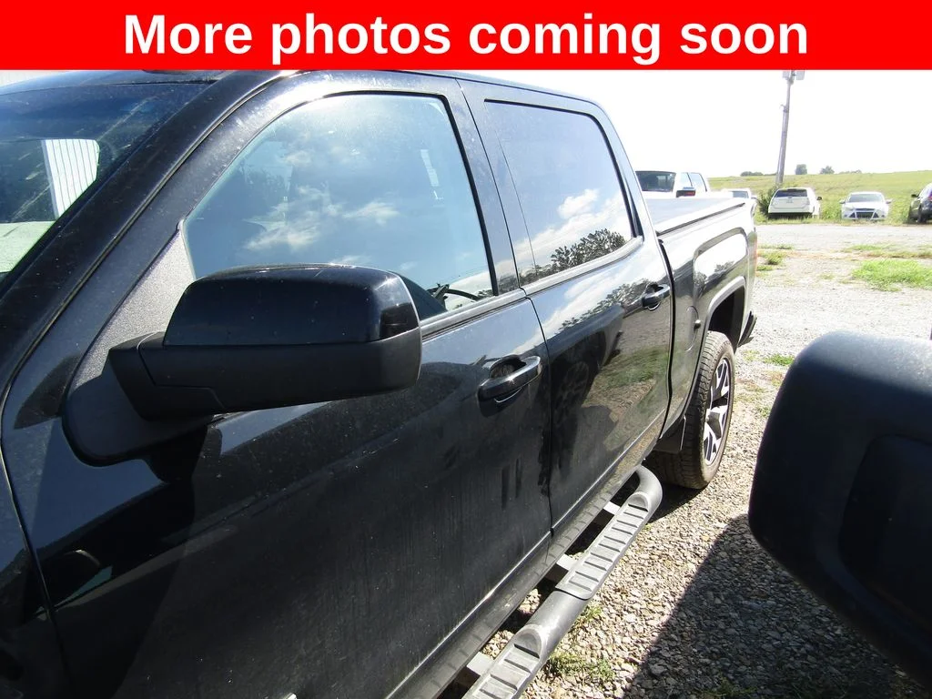 Used 2018 Onyx Black GMC SLT image 2
