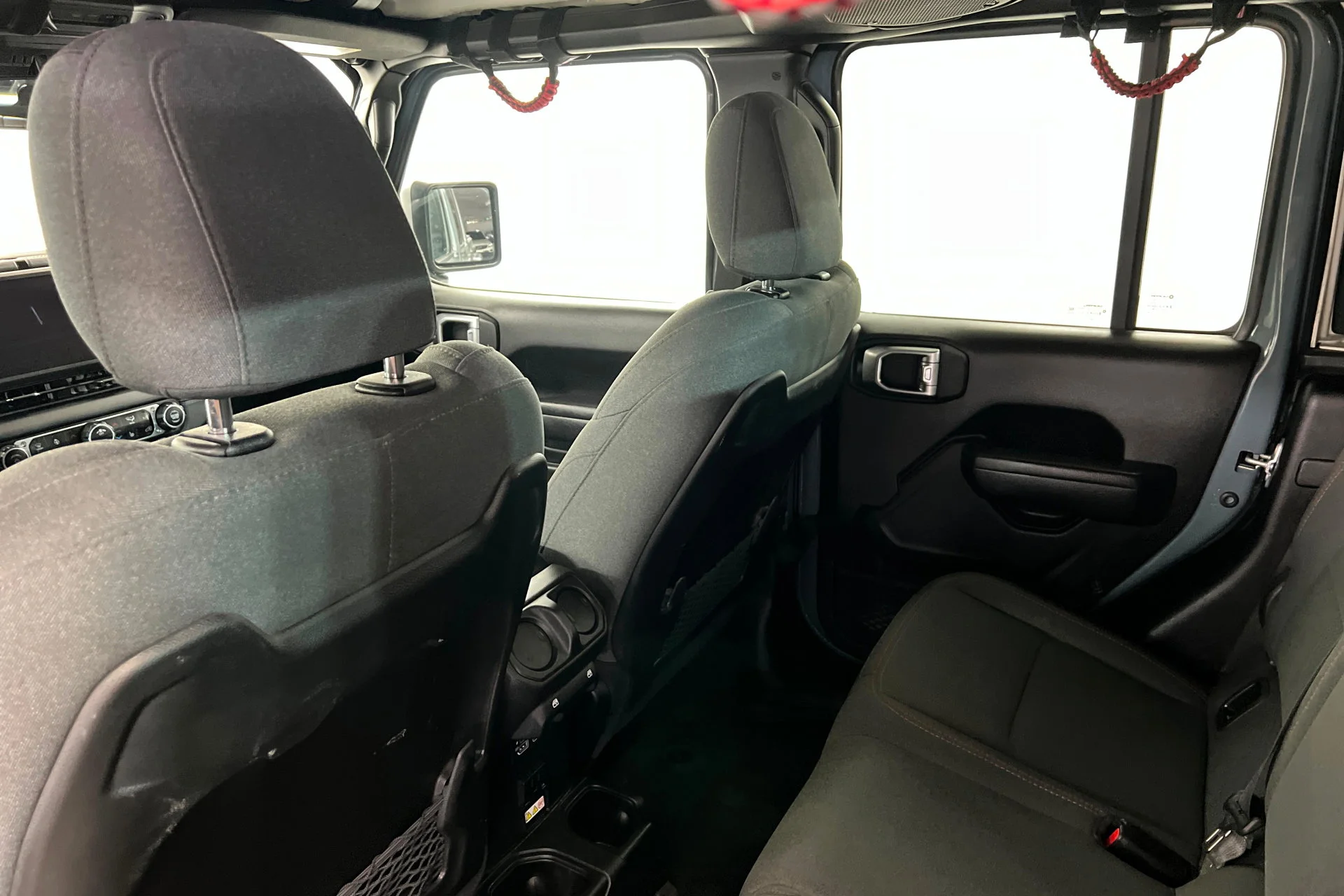 Used 2024 Anvil Clear Coat Jeep Rubicon image 18
