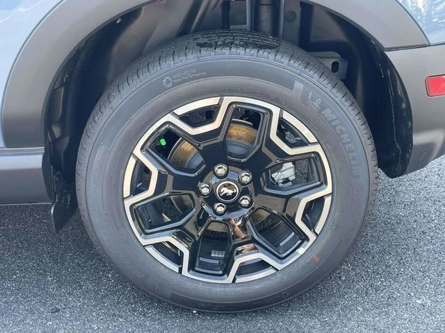 New 2026 Gray Ford Outer Banks image 2