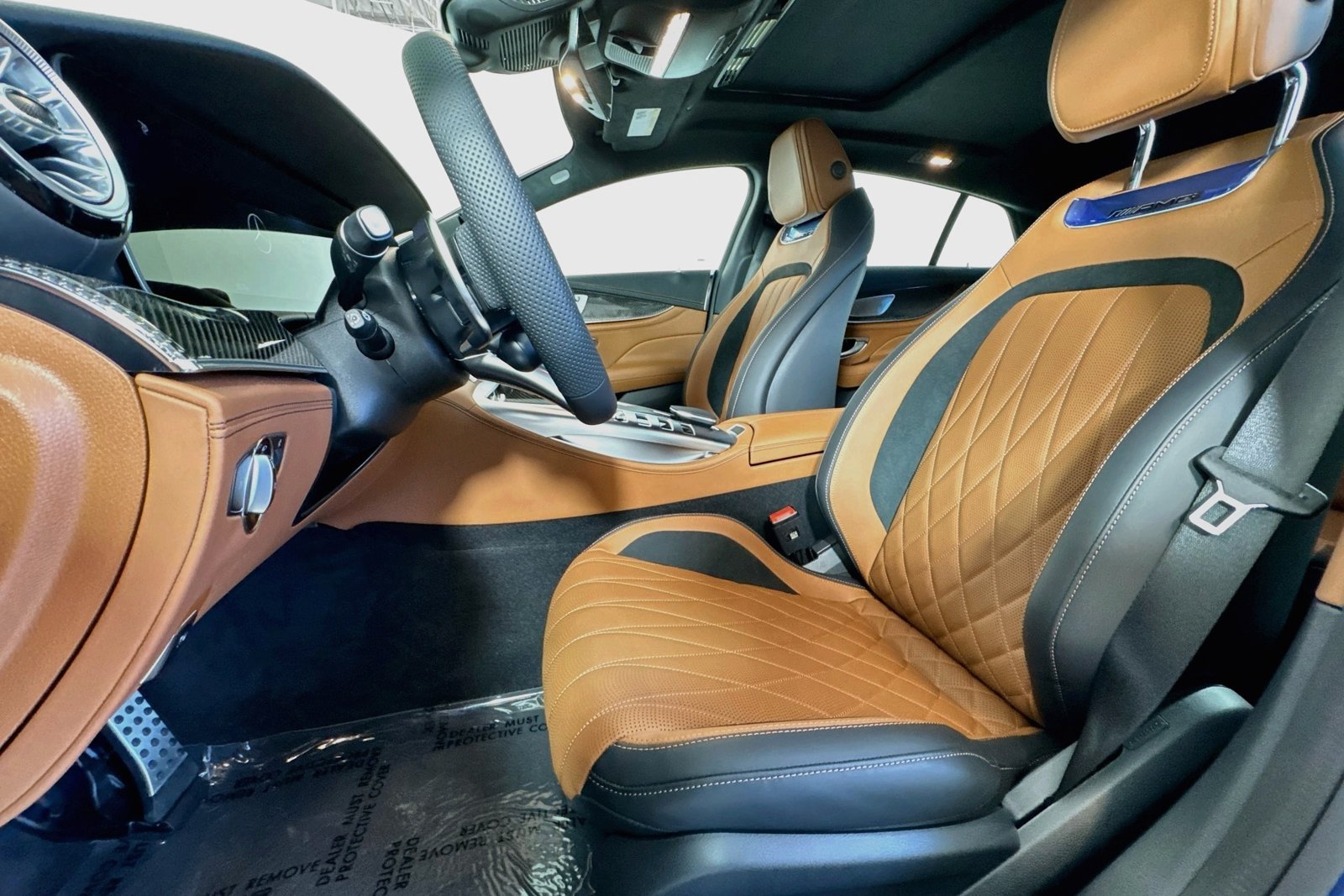 New 2026 MANUFAKTUR Starling Blue Magno Mercedes-Benz AMG® GT 43 image 18