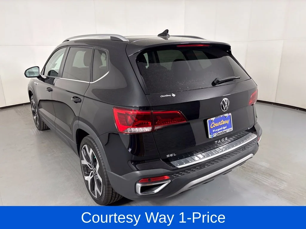 Used 2022 Black Volkswagen 1.5T SEL image 8