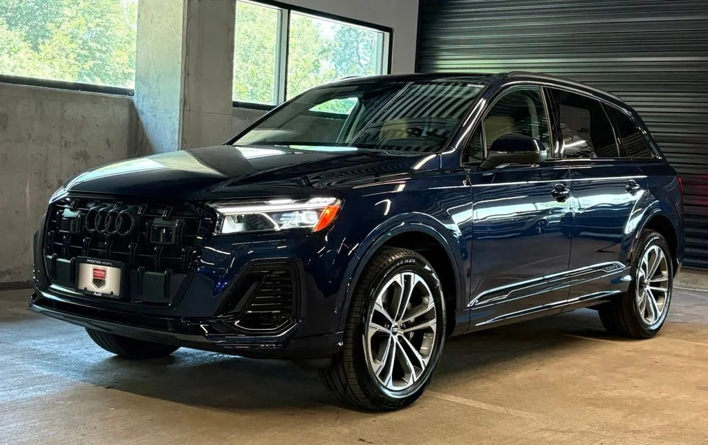 2026 Audi Q7 45 Premium Plus