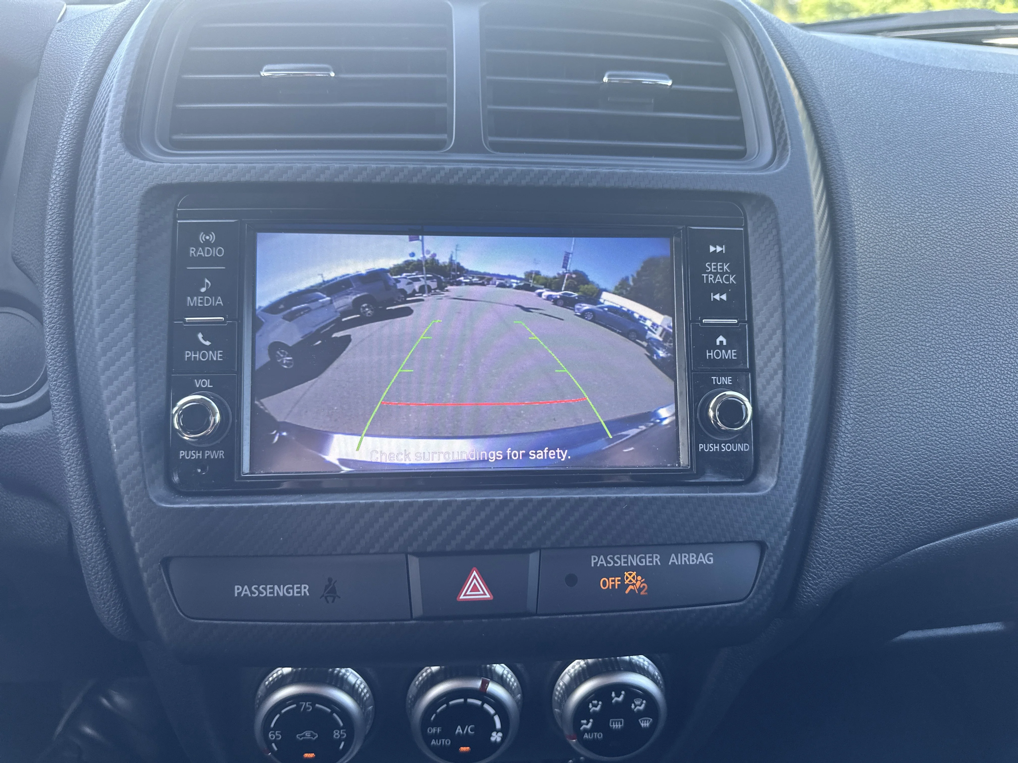 Used 2025  Mitsubishi ES image 15