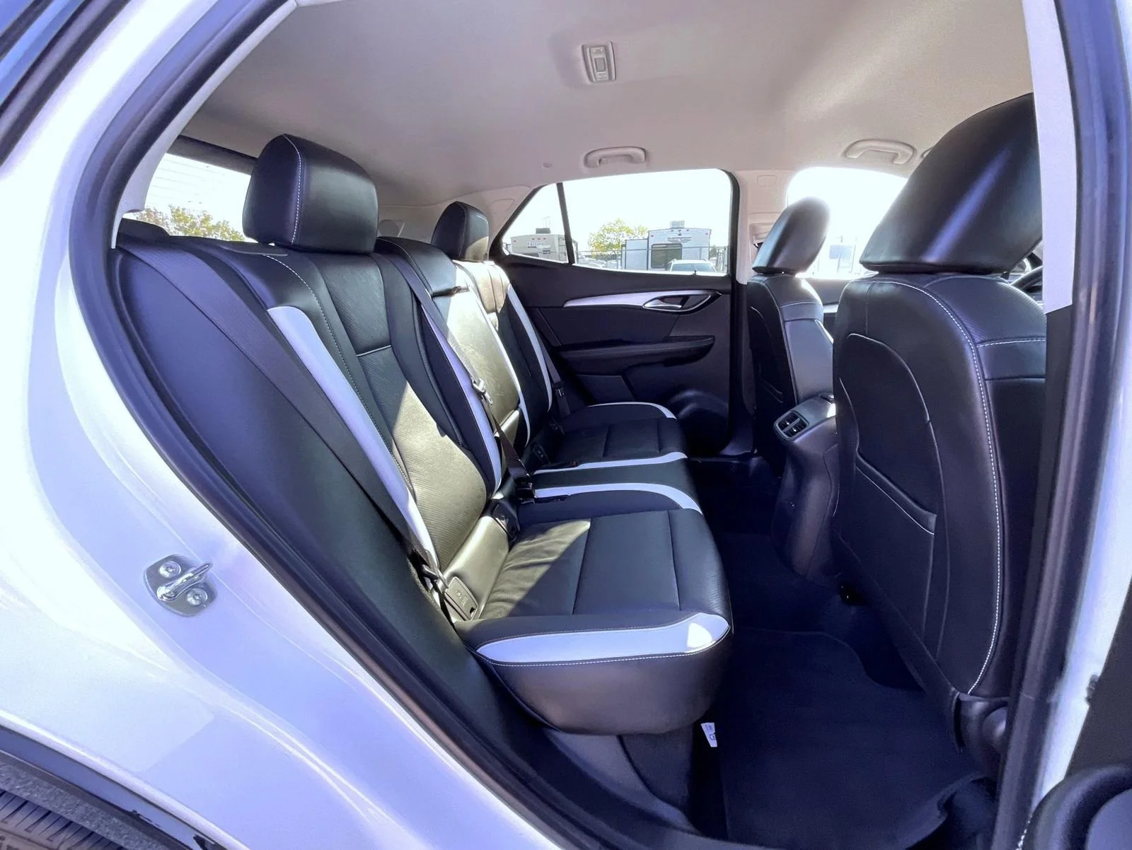 2024 Buick Envision Sport Touring - Photo 18