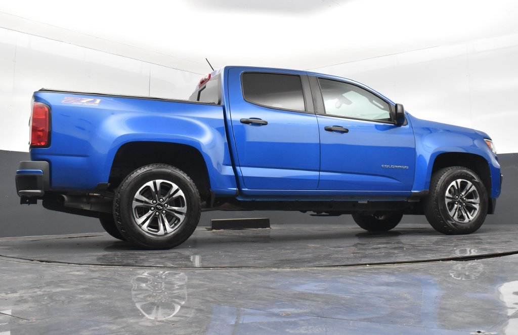 Used 2021 Blue Chevrolet Z71 image 22