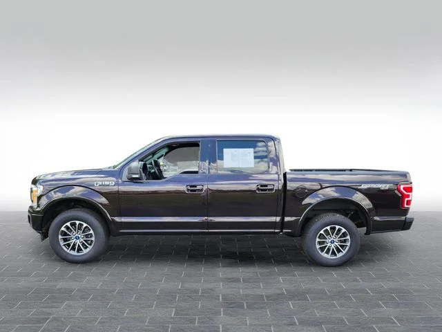 Used 2020 Red Ford XLT image 4
