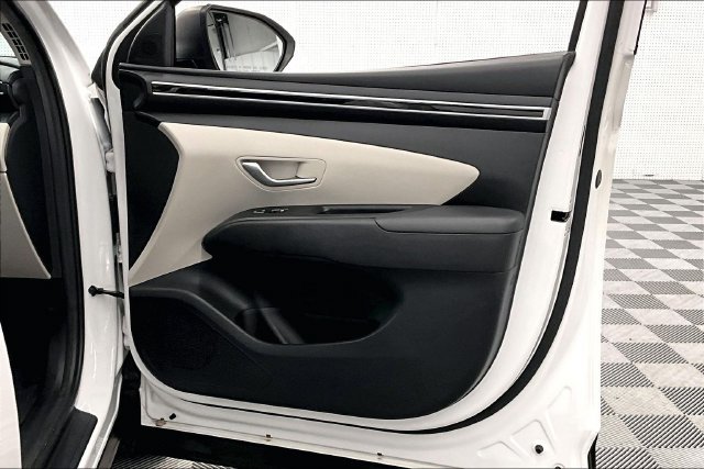 Used 2023 Serenity White Pearl Hyundai SEL image 21