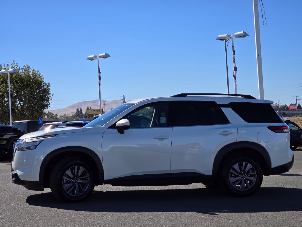 Certified Used 2024 Pearl White Tri-Coat Nissan SV image 7