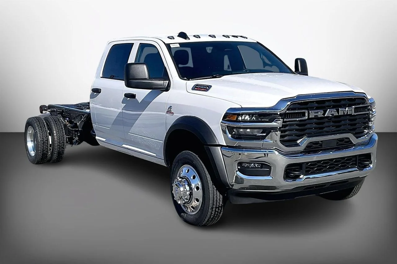 New 2026 Bright White Clear-Coat Exterior Paint RAM Tradesman image 1