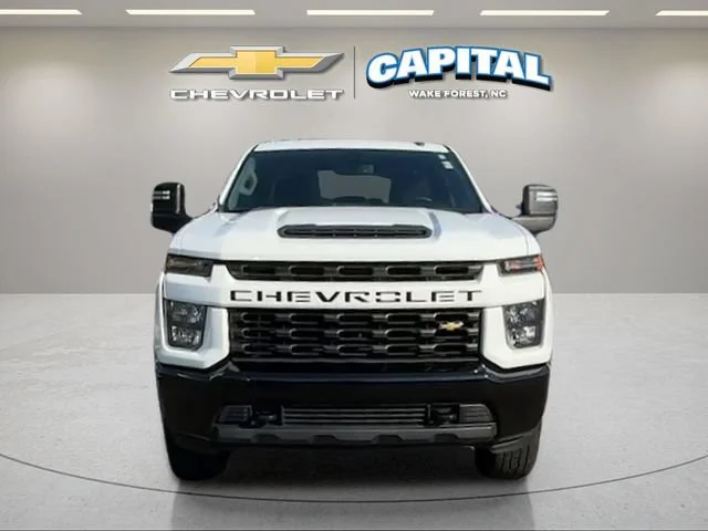 Used 2022 Summit White Chevrolet Custom image 10