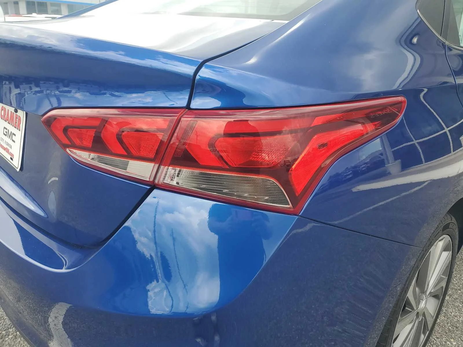 Used 2022  Hyundai Limited image 7