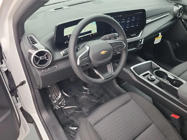 New 2027 Summit White Chevrolet LT image 23