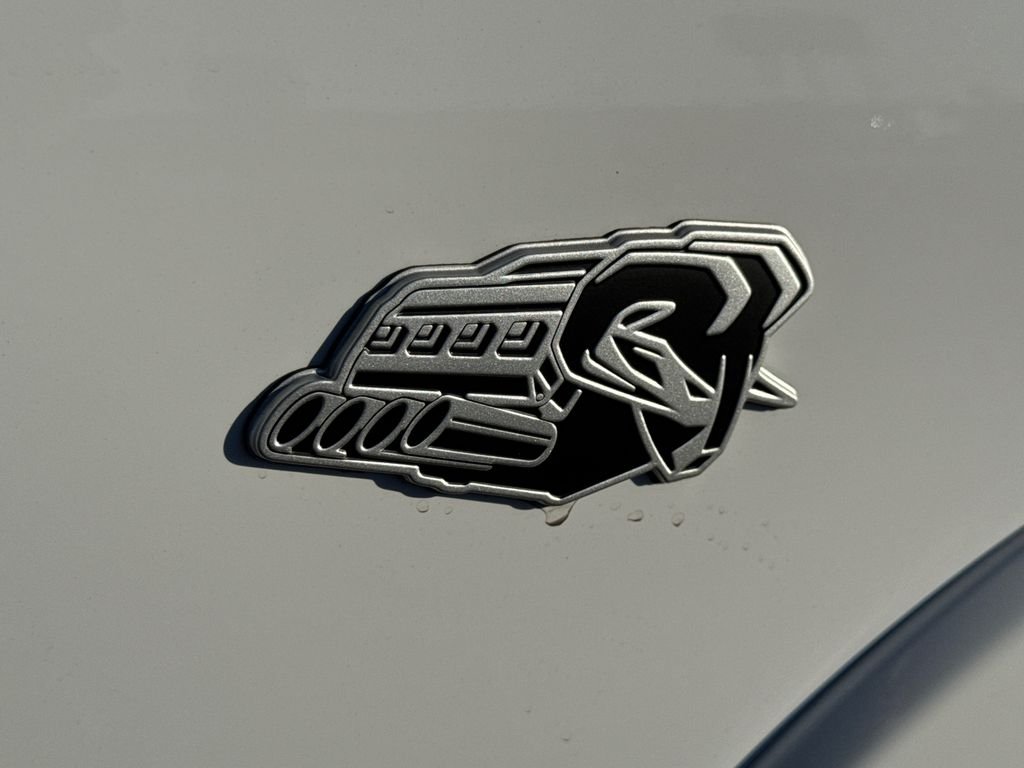 New 2026 Bright White Clear-Coat Exterior Paint RAM Big Horn image 9