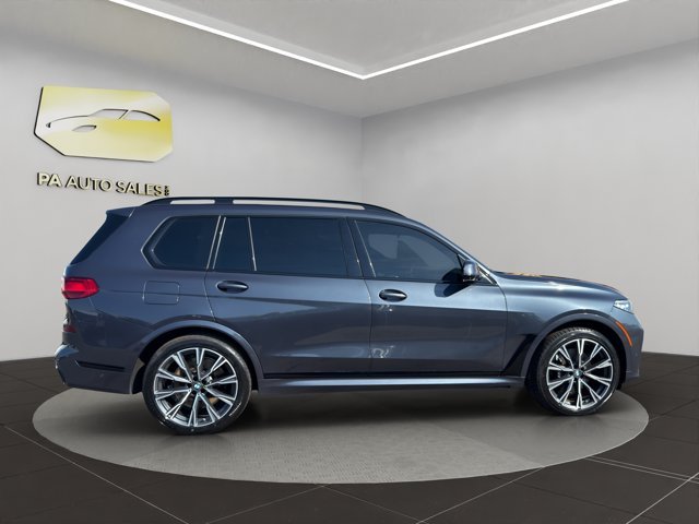 Used 2022 Arctic Grey Metallic BMW M50i image 8