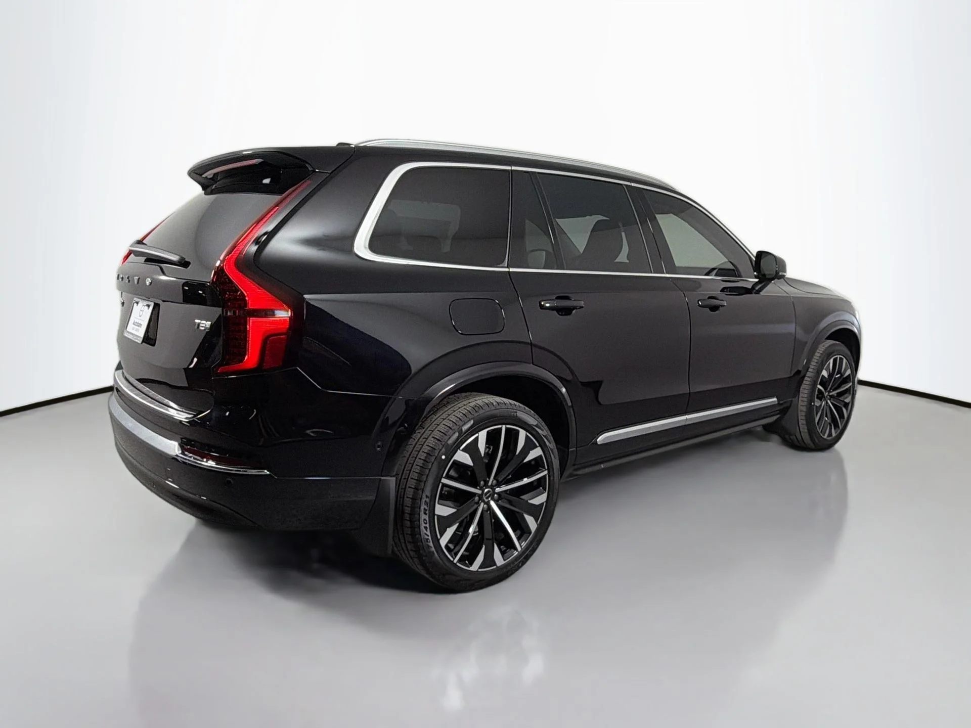 New 2026 Black Volvo T8 Ultra image 5