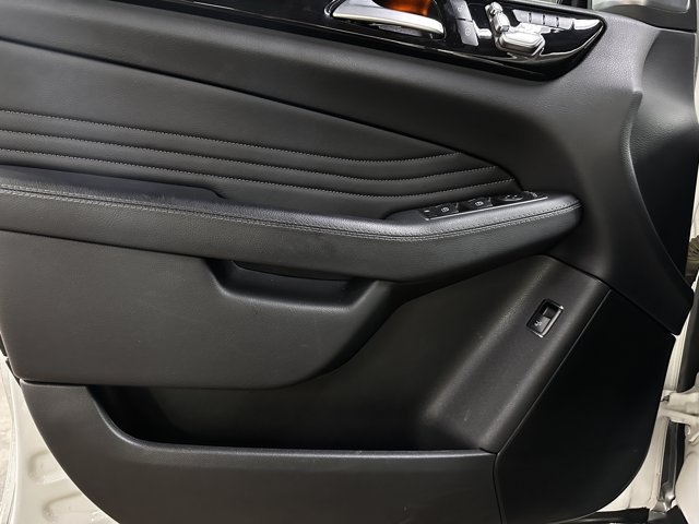 Used 2017 Polar White Mercedes-Benz 350 4MATIC®/Heated Seats/Sport Pkg image 6