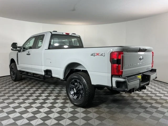 New 2026 Avalanche Ford XL image 6