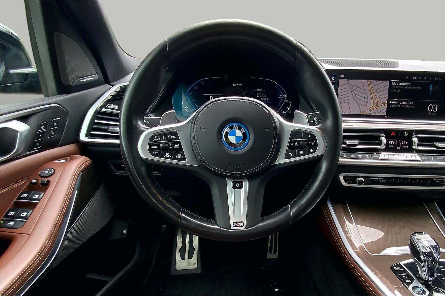 Used 2023 Carbon Black Metallic BMW xDrive45e image 5