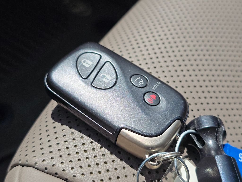 Used 2019  Lexus 460 image 35