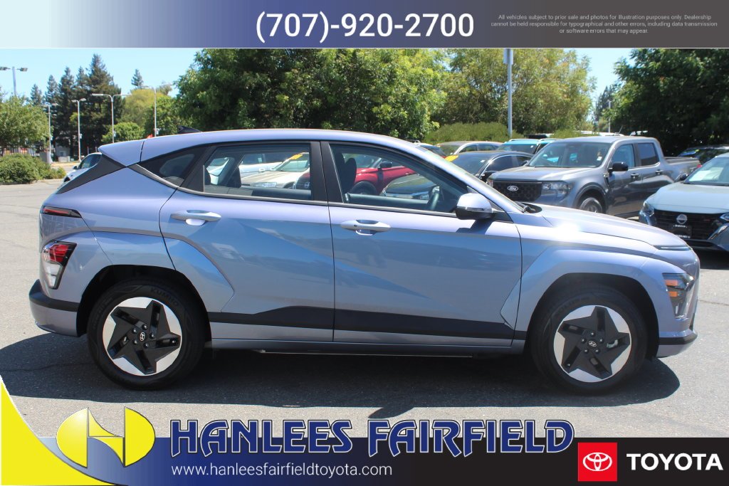 Used 2024 Blue Hyundai SE image 6