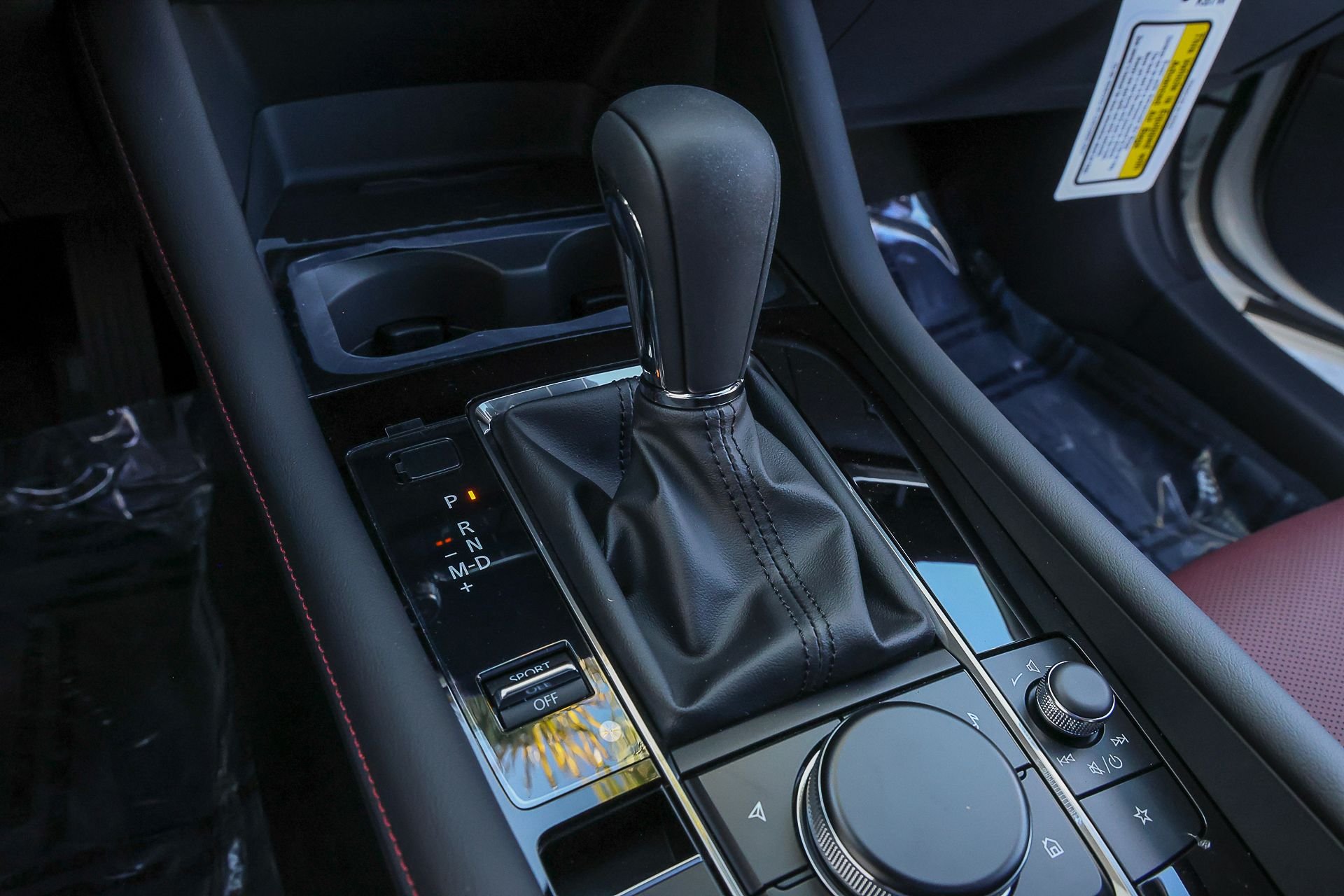 2026 Mazda Mazda3 Carbon Edition - Photo 17