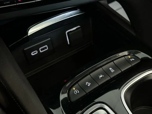 Used 2023 Black Buick Essence image 44