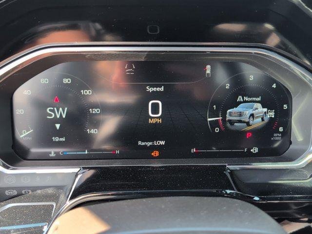 New 2026 Summit White GMC SLT image 51