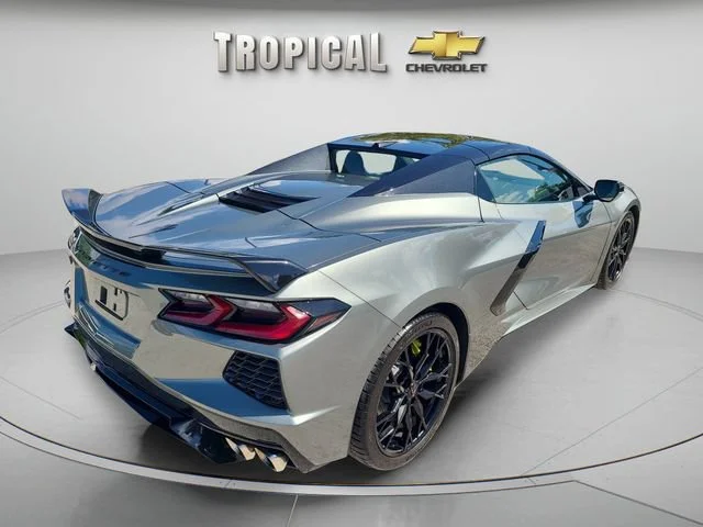 Used 2023 HYPERSONIC GRAY METALLIC Chevrolet 1LT image 5