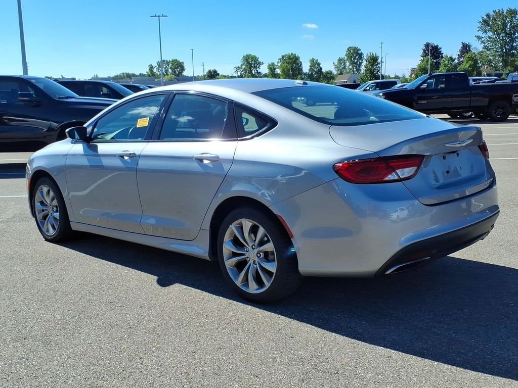 Used 2015 Silver Chrysler S image 6