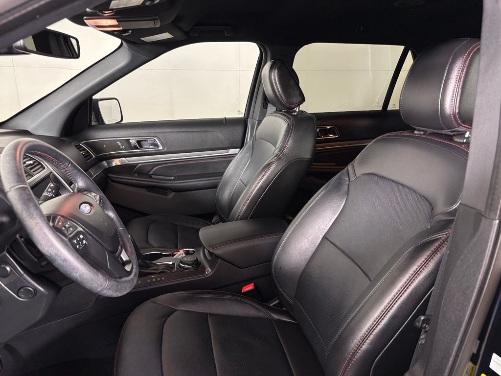 Used 2018 Black Ford Sport image 19