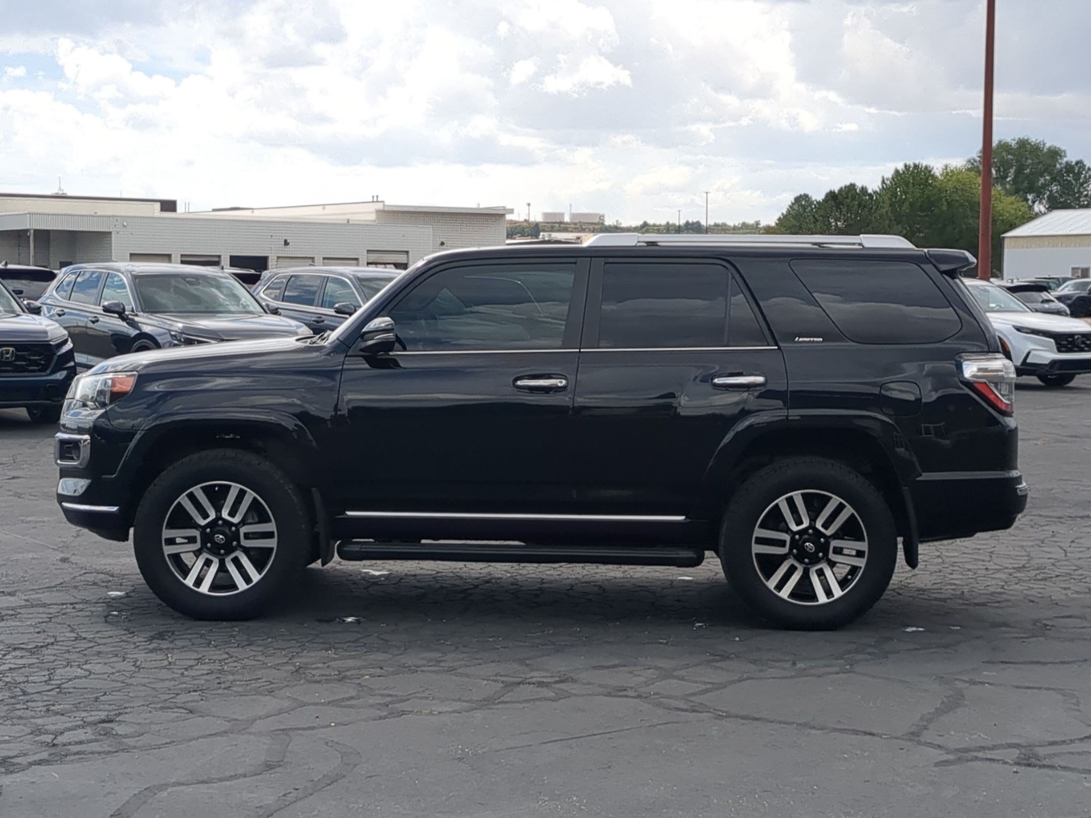Used 2020 Midnight Black Metallic Toyota Limited image 7