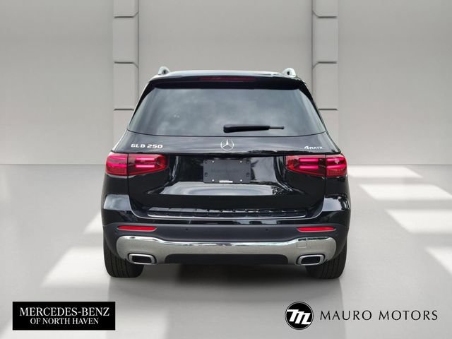 New 2026 Black Mercedes-Benz GLB 250 image 4