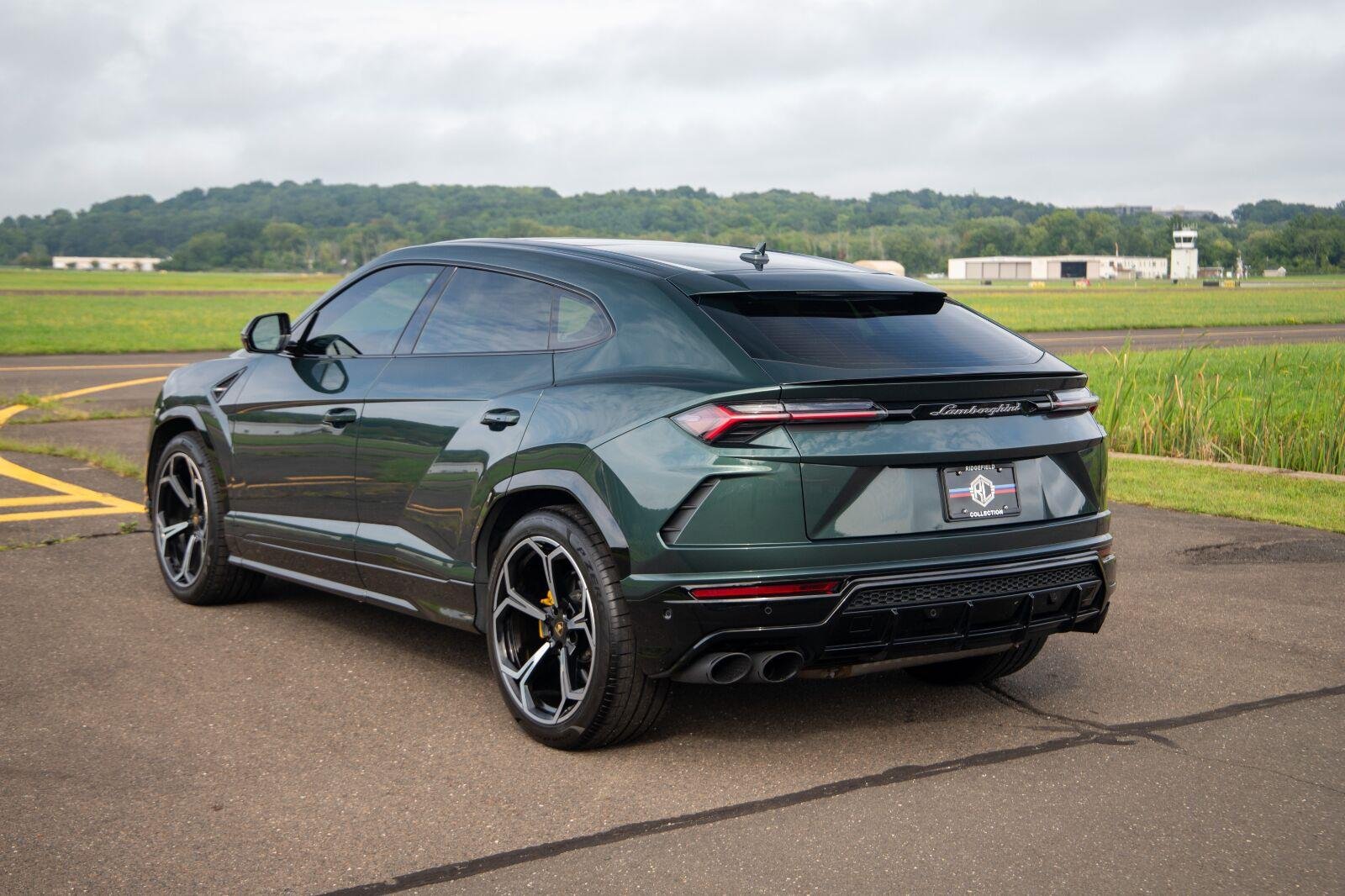 Used 2022 Verde Mantis Pearl Lamborghini Graphite Capsule image 15