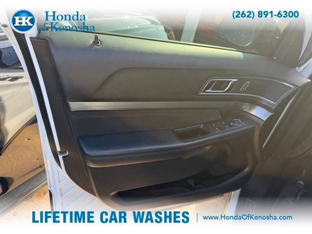 Used 2019 Oxford White Ford XLT image 6