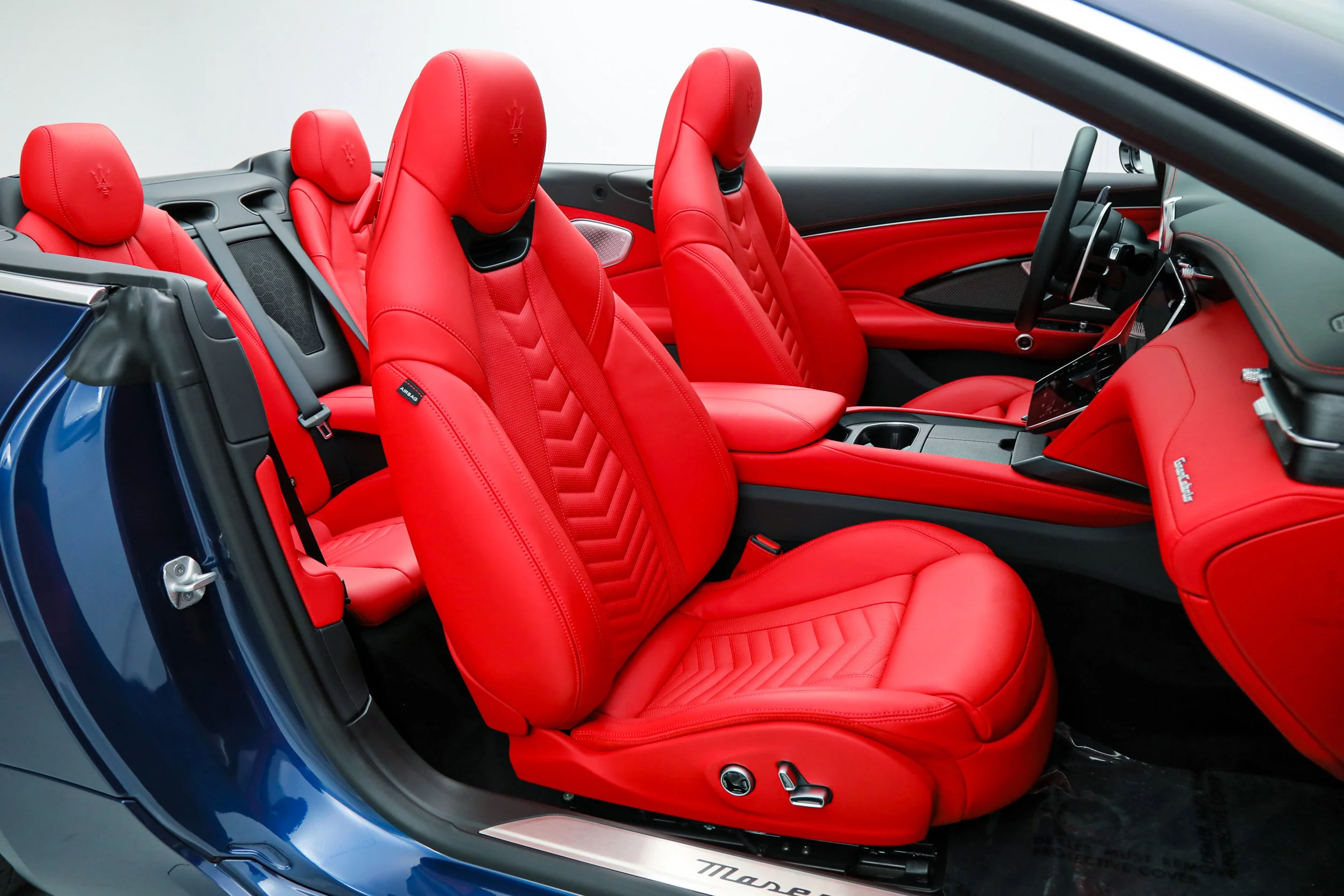 Certified Used 2026 Blue Maserati  image 19