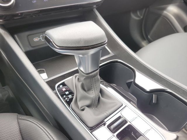 New 2026 Green Hyundai SEL Plus FWD image 17