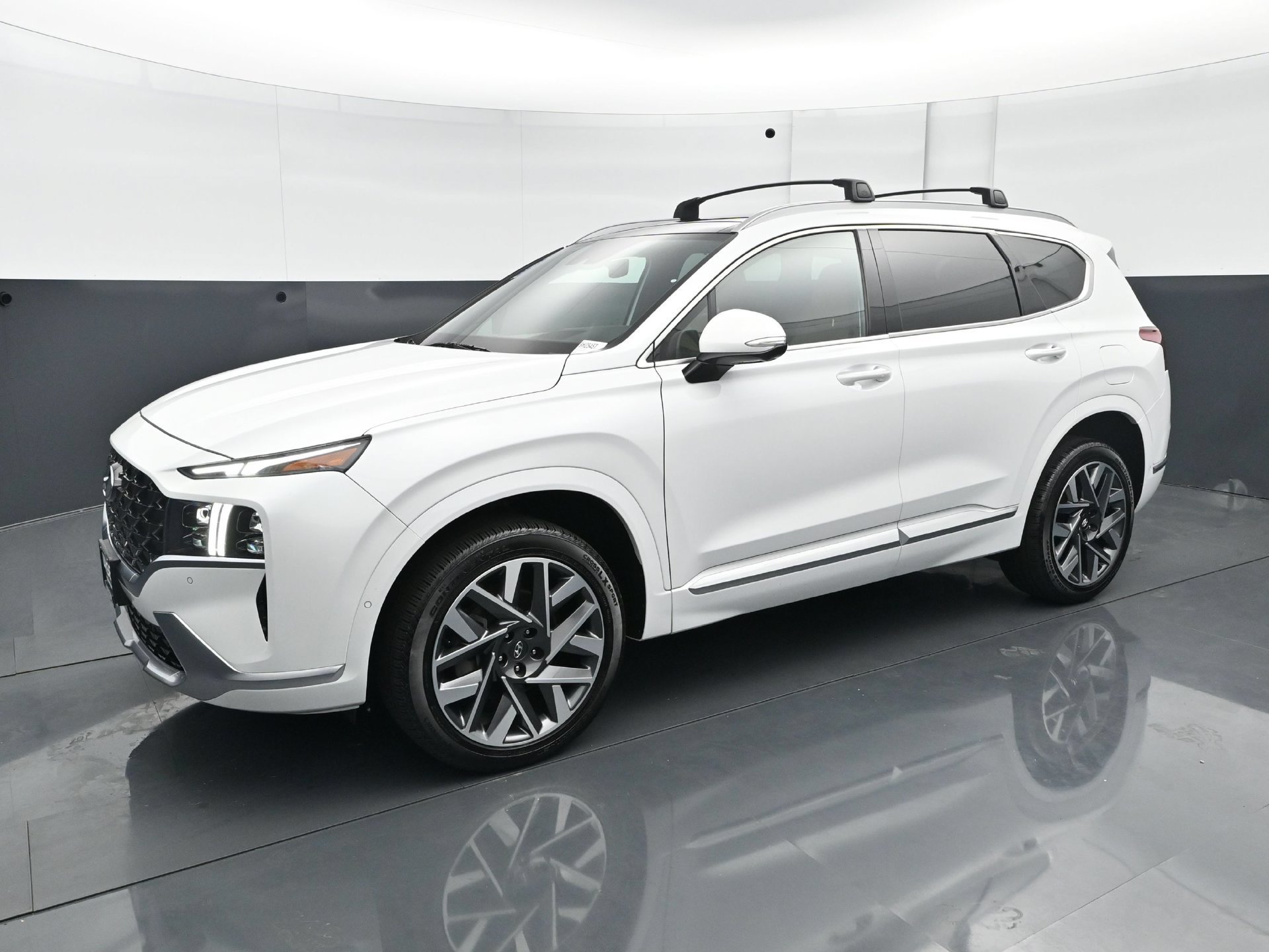 Used 2022 White Hyundai Calligraphy AWD image 2