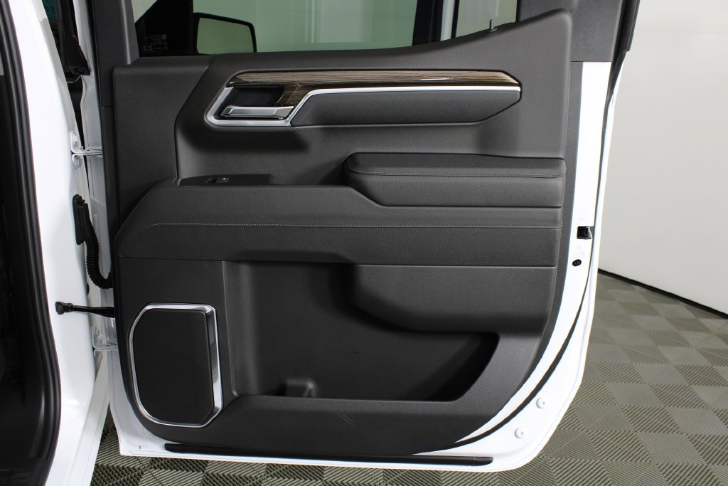 2026 Chevrolet Silverado 1500 RST - Photo 9
