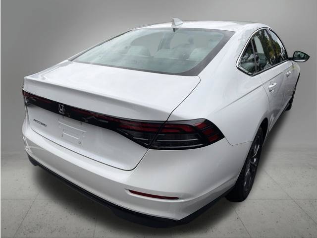 Certified Used 2023 Platinum White Pearl Honda EX image 5