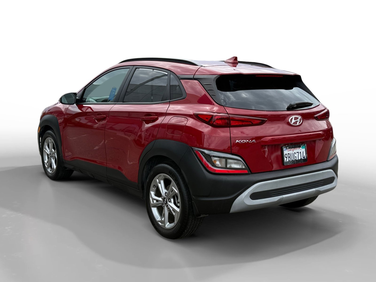 Certified Used 2022 Pulse Red Hyundai SEL image 3