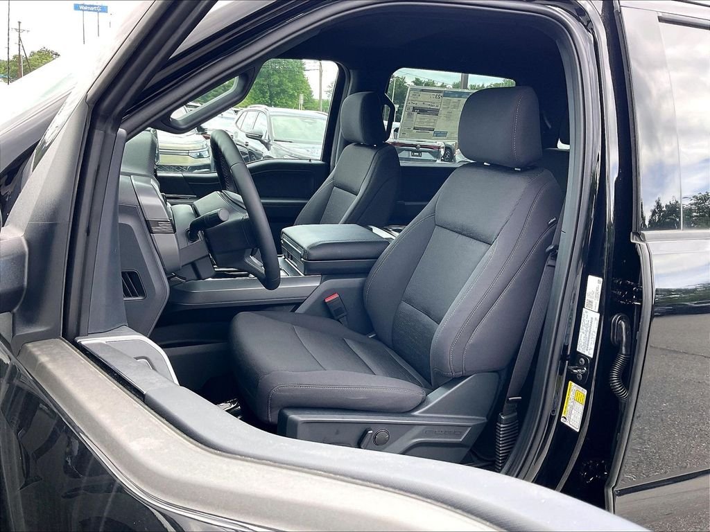 2026 Ford F-150 — photo 11
