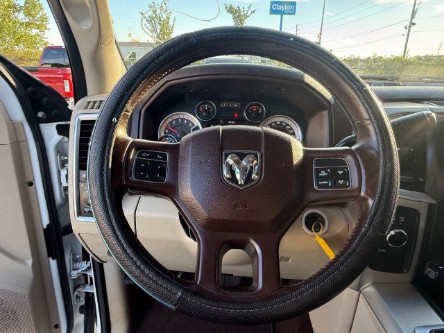 Used 2015 Bright White Clearcoat Ram Big Horn image 20