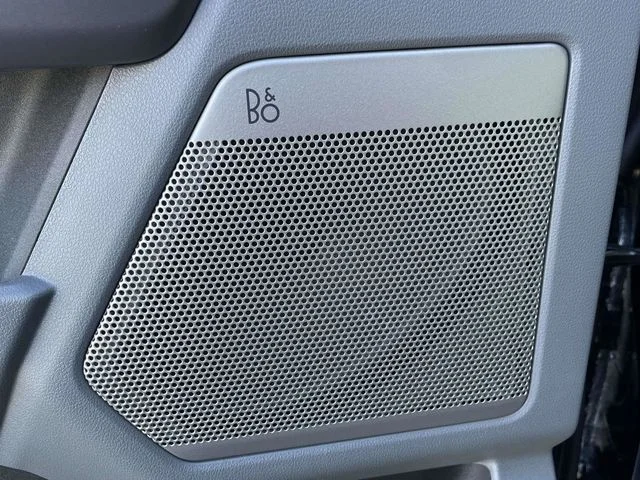 2025 Ford F-150 Lightning Flash - Photo 6
