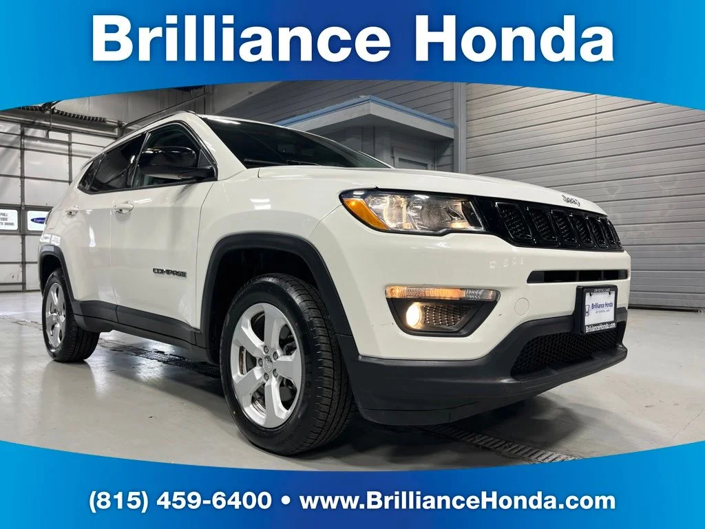 Used 2019 White Clearcoat Jeep Latitude image 1