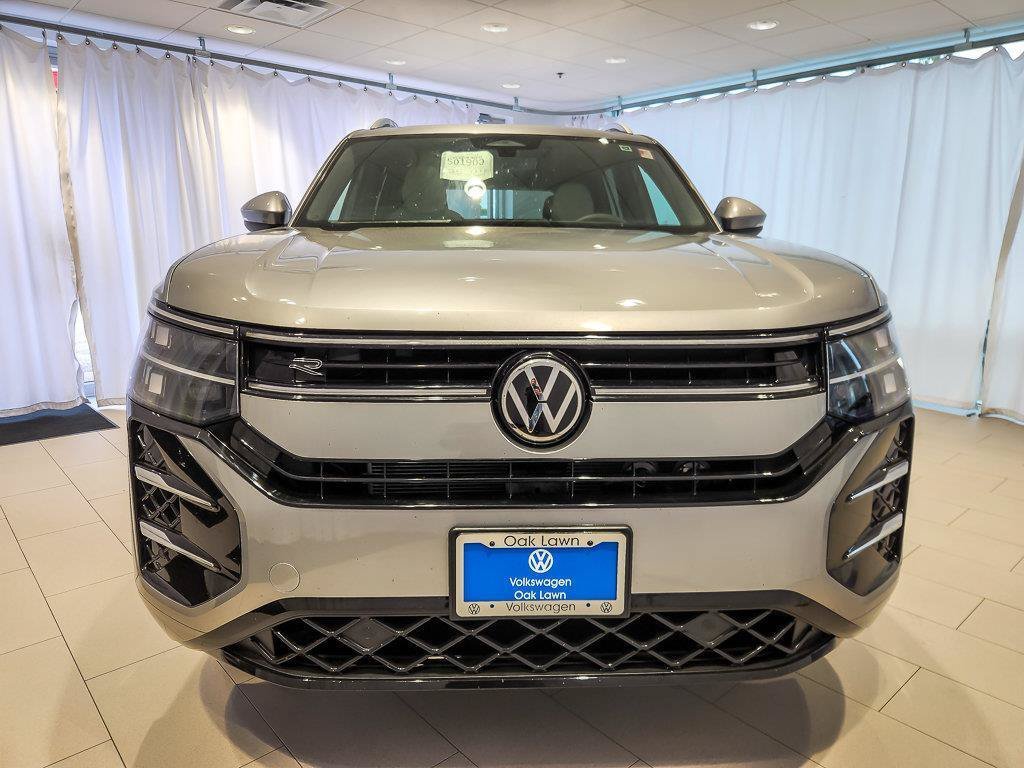 New 2027 Silver Mist Metallic Volkswagen SEL image 2