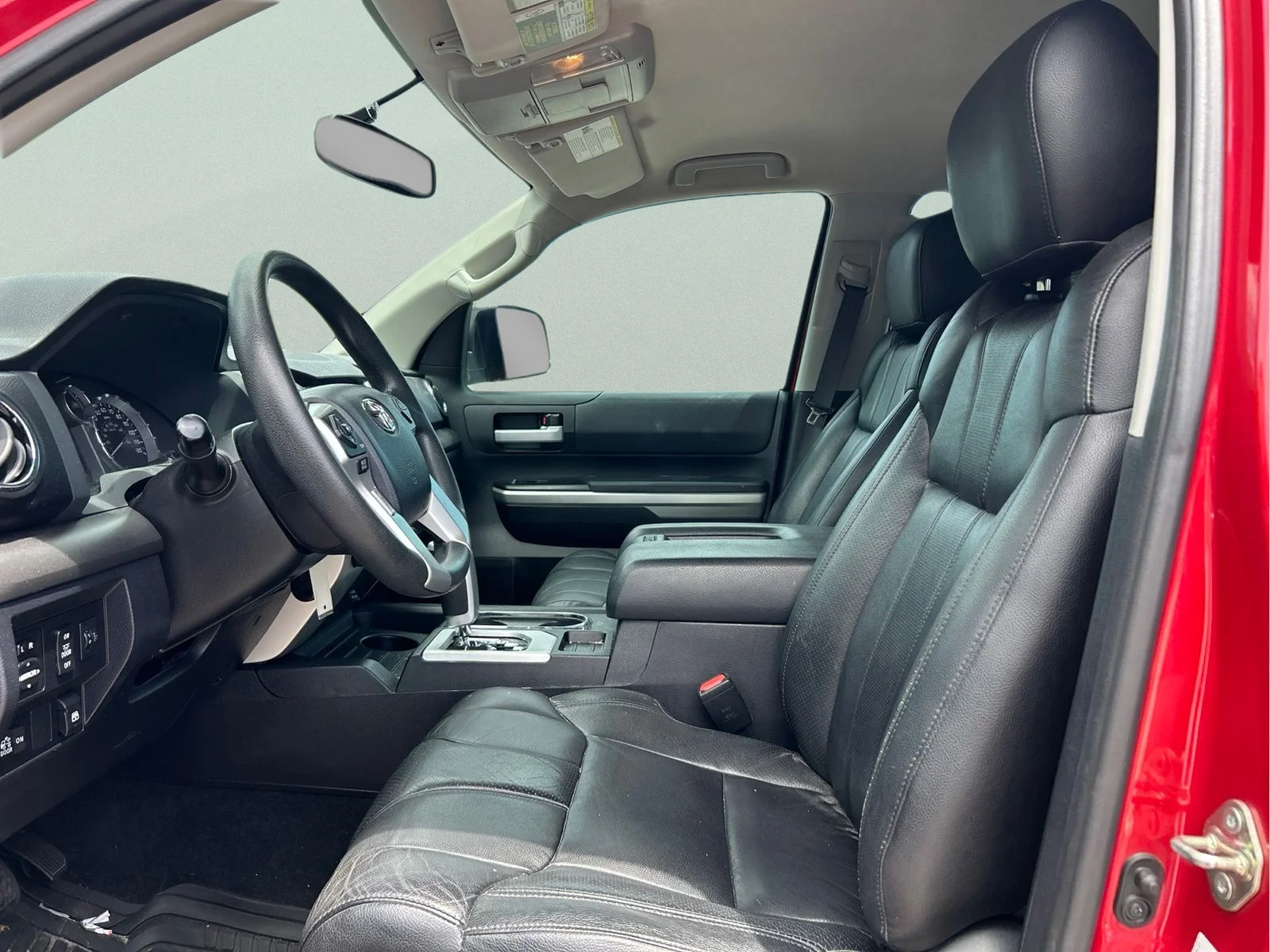 Used 2017 Barcelona Red Metallic Toyota SR5 image 9