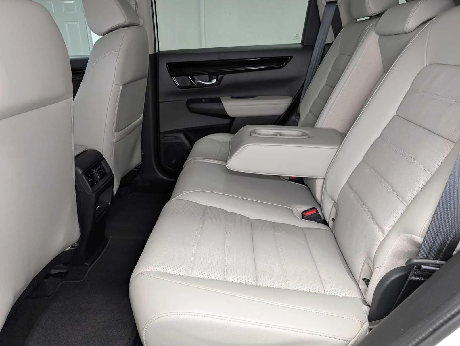 Used 2024 Platinum White Pearl Honda EX-L image 22