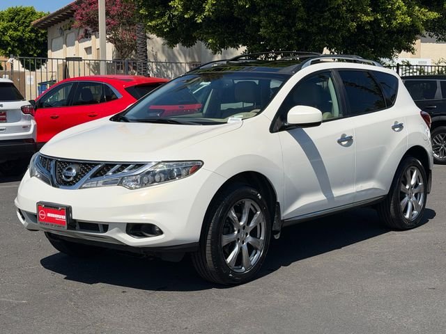 Used 2012 White Nissan LE image 3