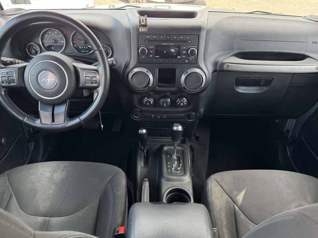 2015 Jeep Wrangler Unlimited Sport - Photo 17