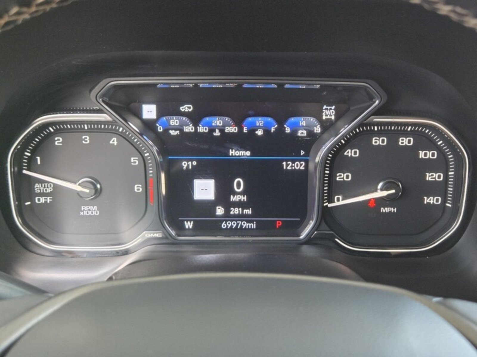 Used 2021 White Frost Tricoat GMC AT4 image 31